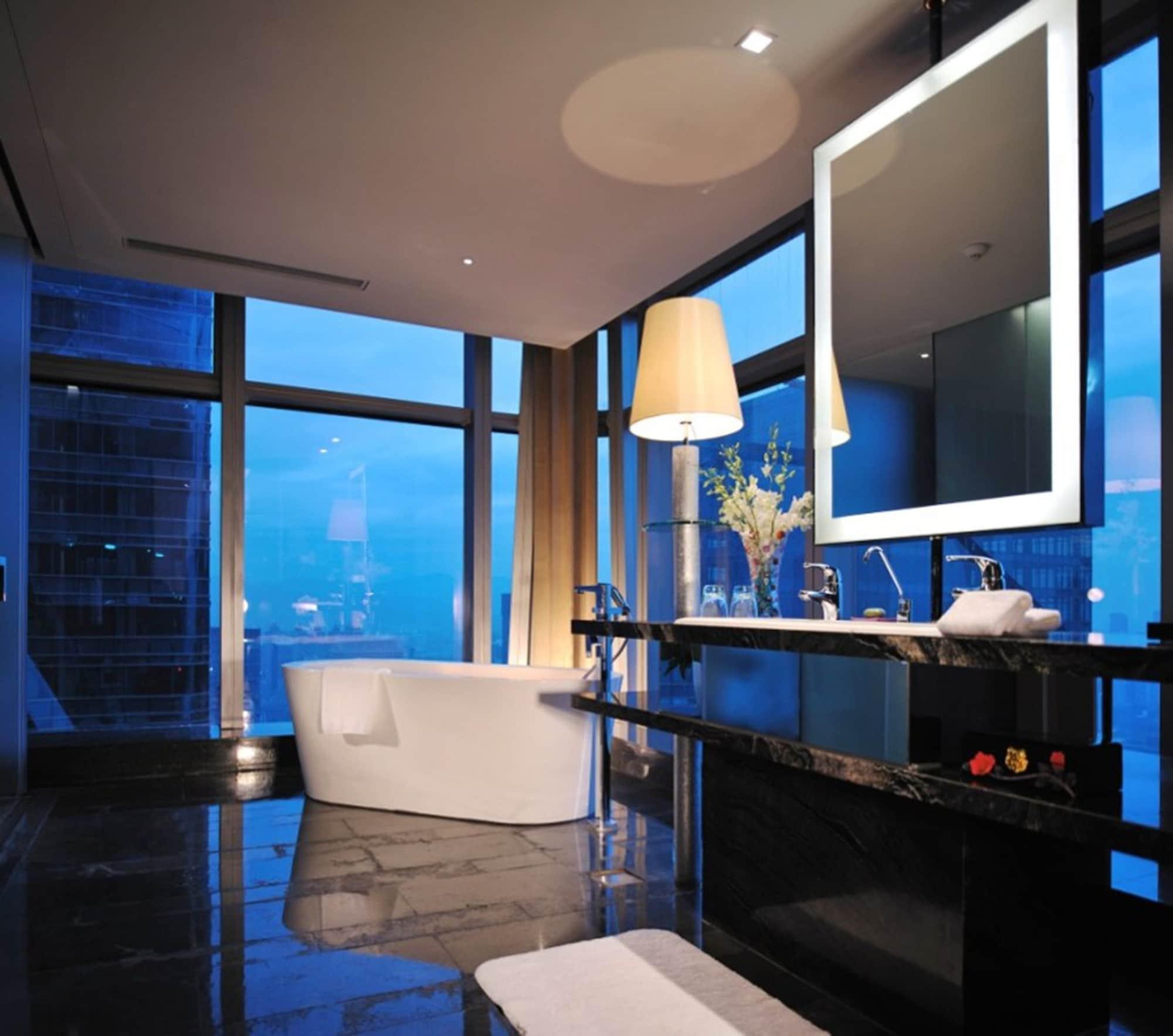 Wongtee V Hotel Shenzhen Exterior photo